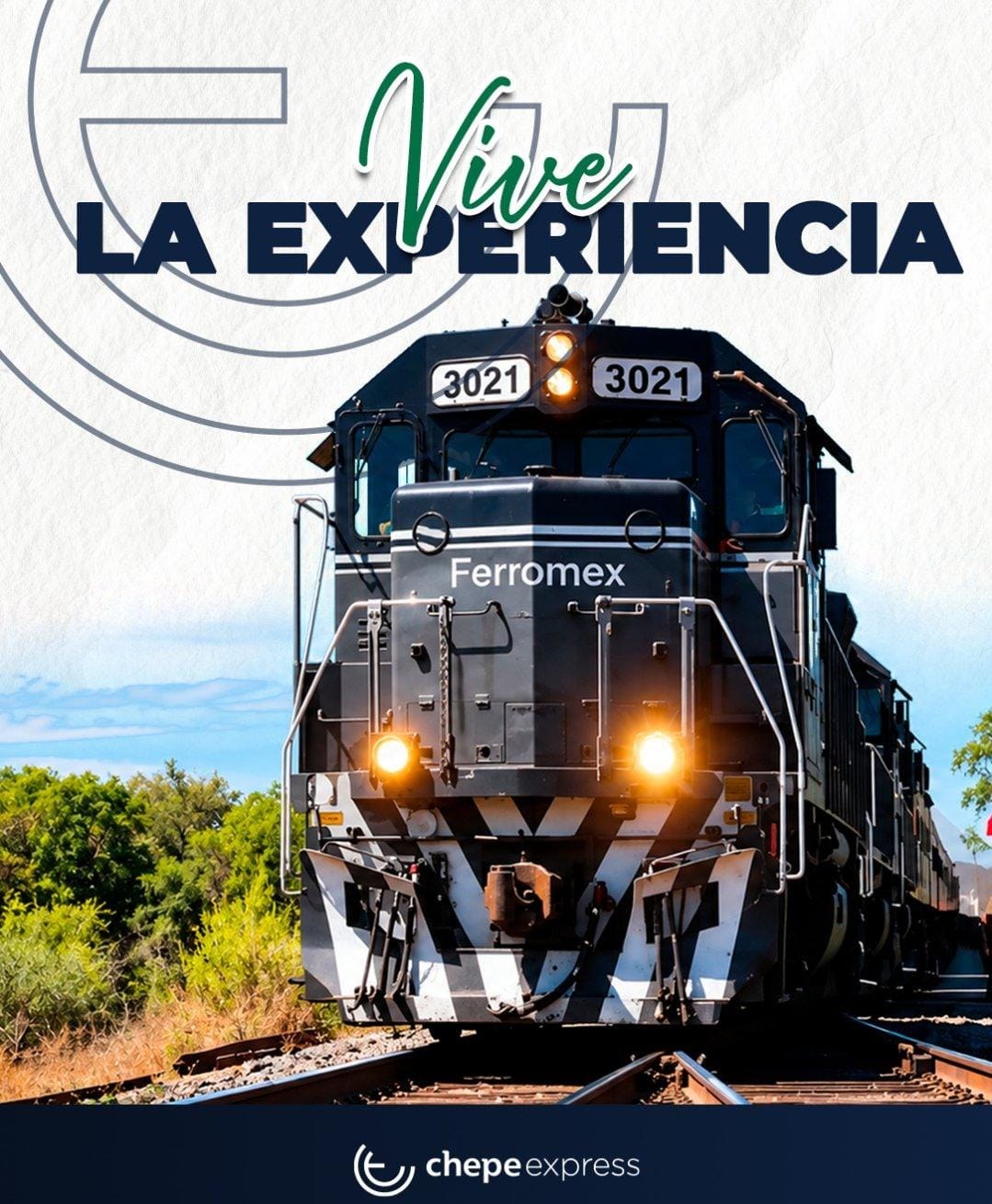 Locomotora de Chepe Express con el mensaje Vive la experiencia